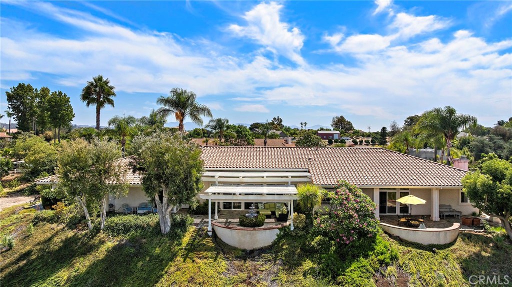 647 tumble creek Lane