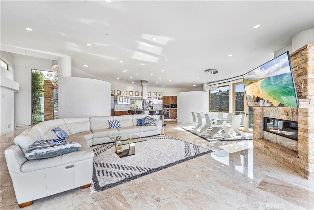 1005 Madison Place