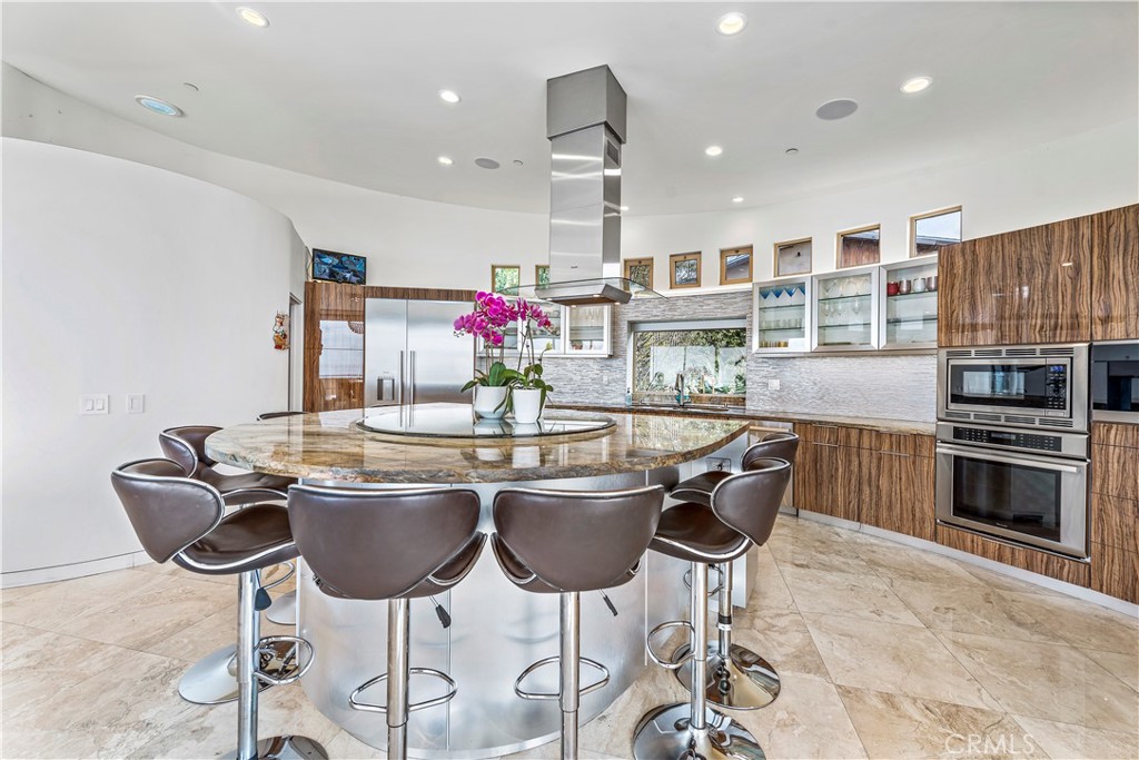 1005 Madison Place