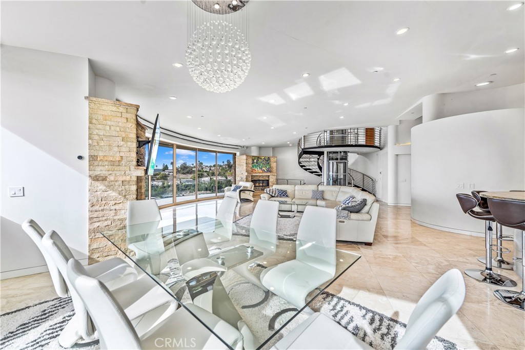 1005 Madison Place