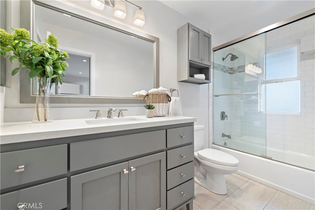31561 Table Rock Drive 208