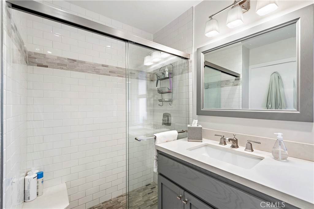 31561 Table Rock Drive 208