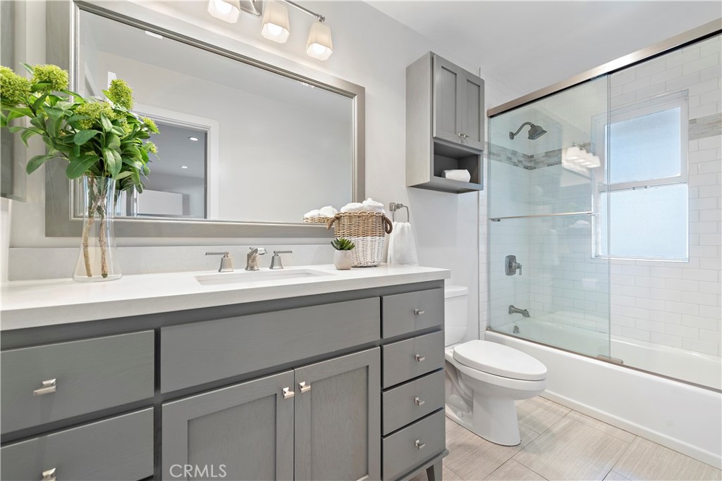 31561 Table Rock Drive 208