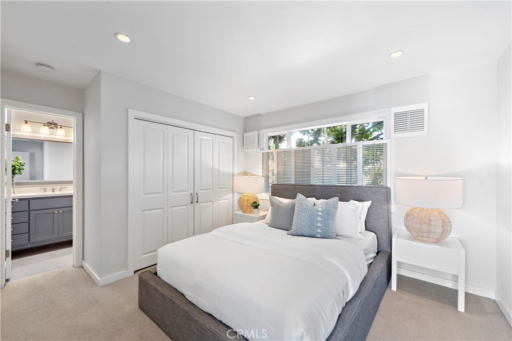 31561 Table Rock Drive 208