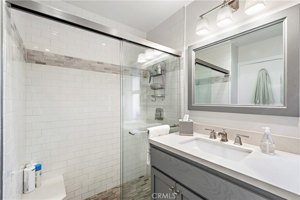 31561 Table Rock Drive 208