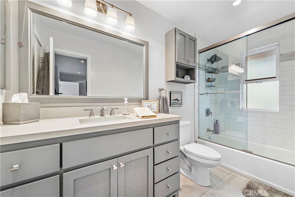 31561 Table Rock Drive 208