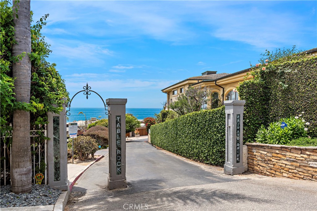 31561 Table Rock Drive 208