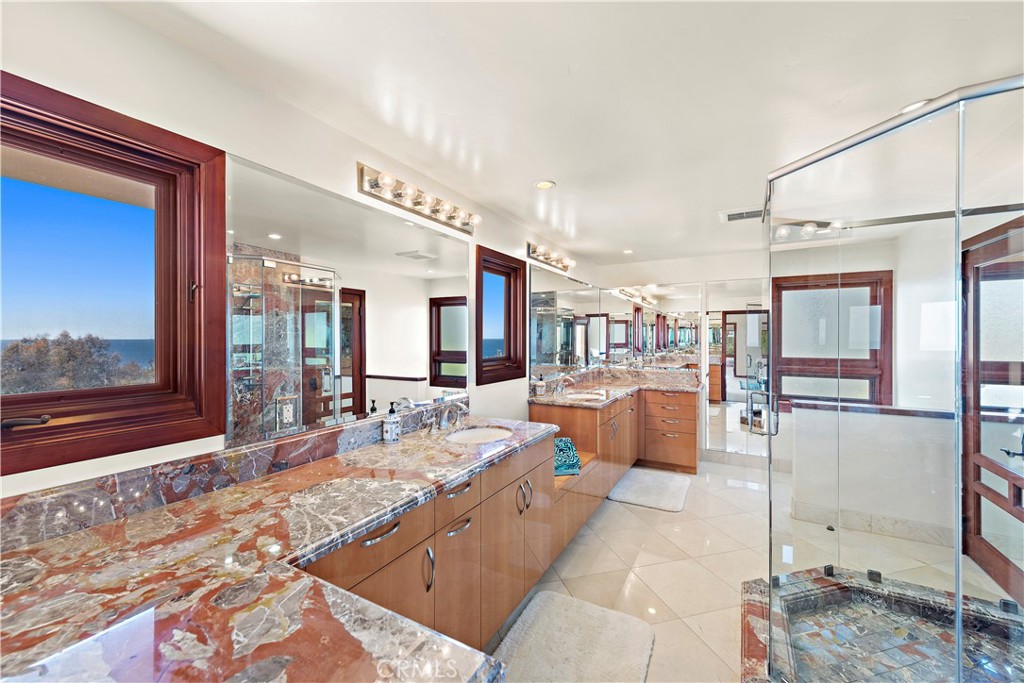 612 Allview Place