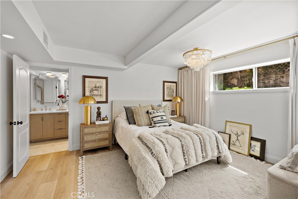 259 Beverly