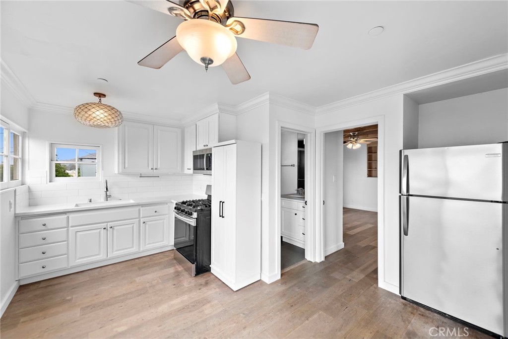 31907 Crestwood Place
