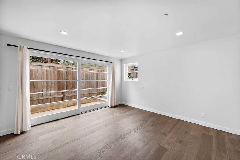 31907 Crestwood Place