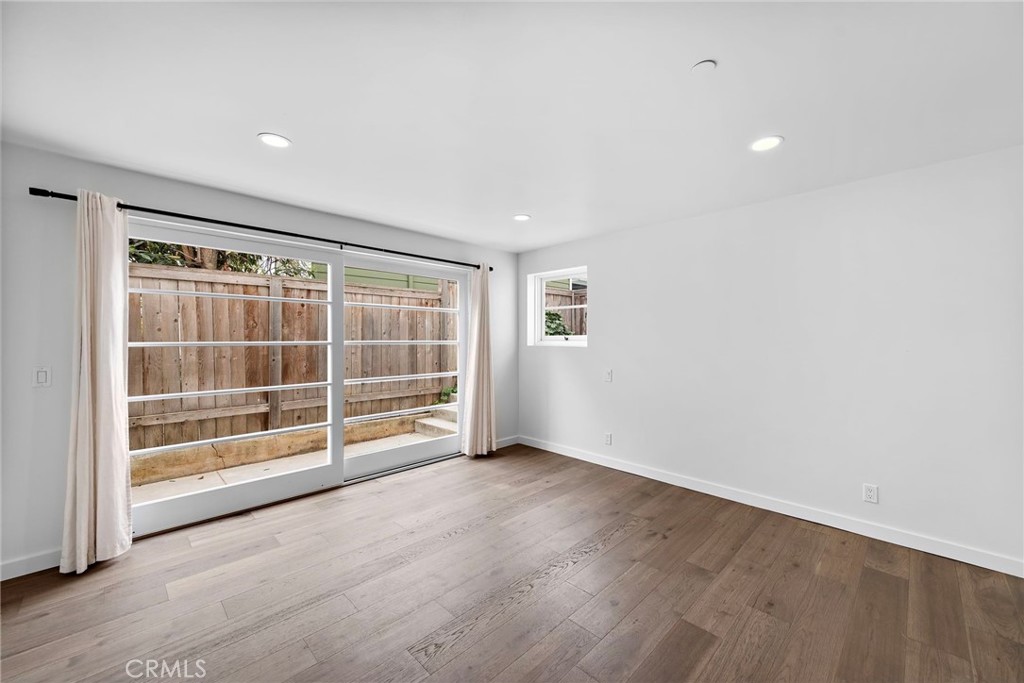 31907 Crestwood Place