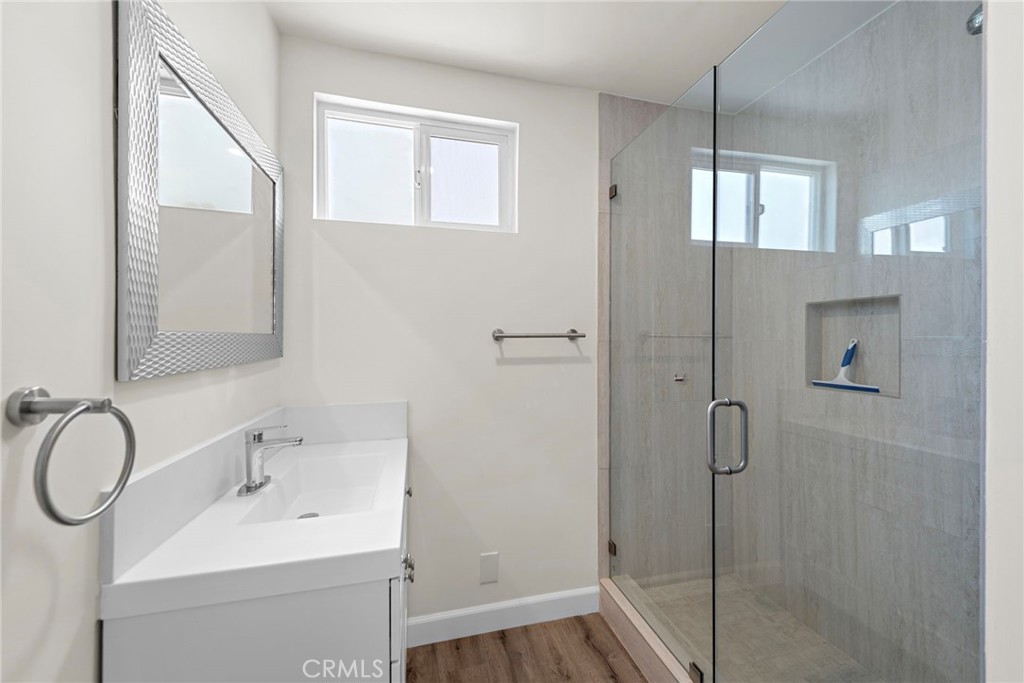 326 N Coast F
