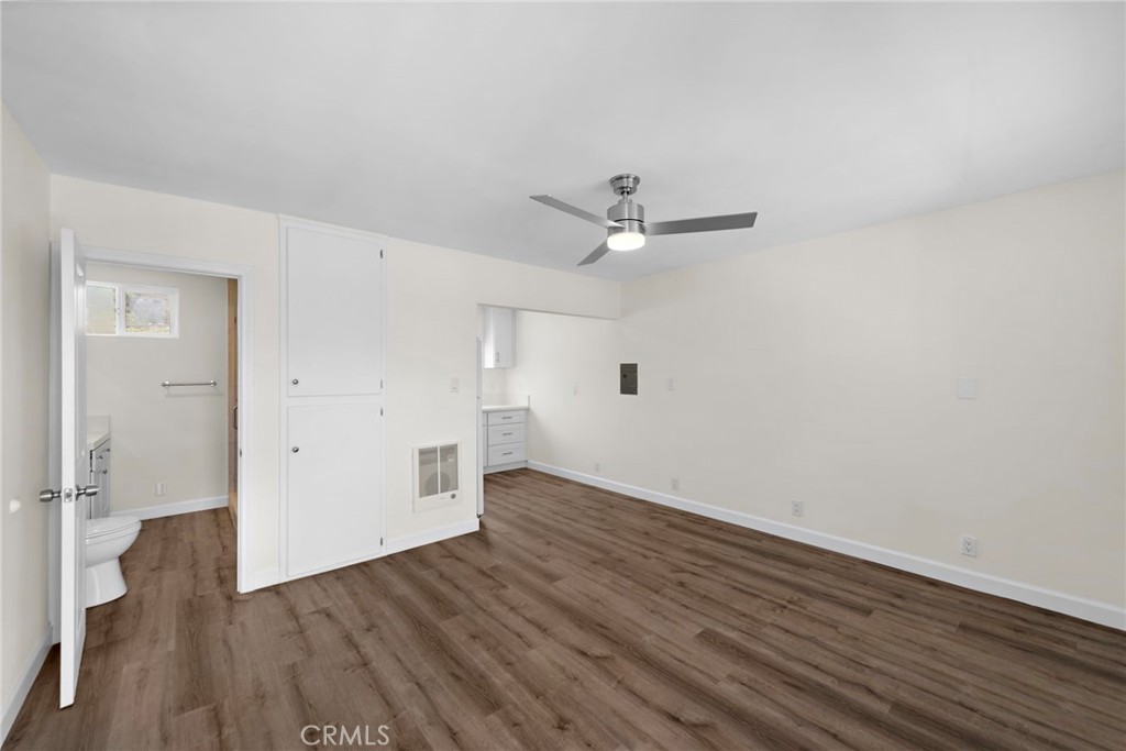 326 N Coast F