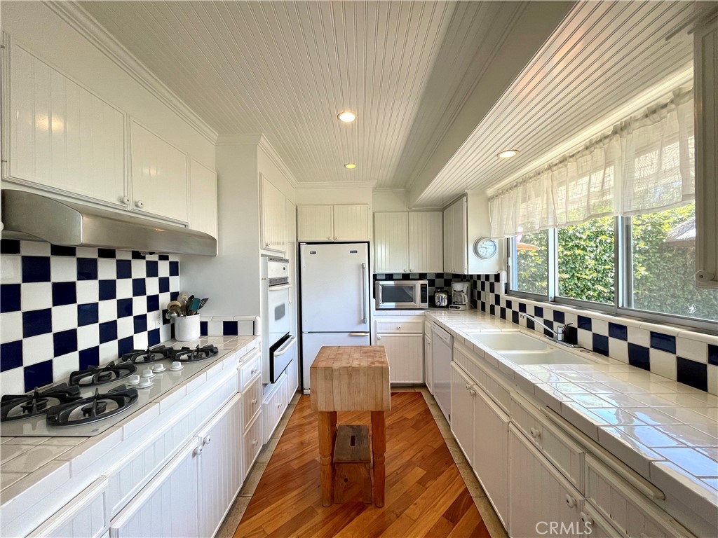483 Aster Street Front