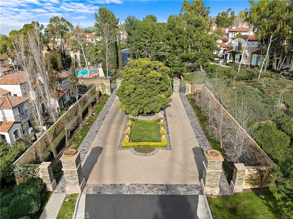 3 Tivoli Court