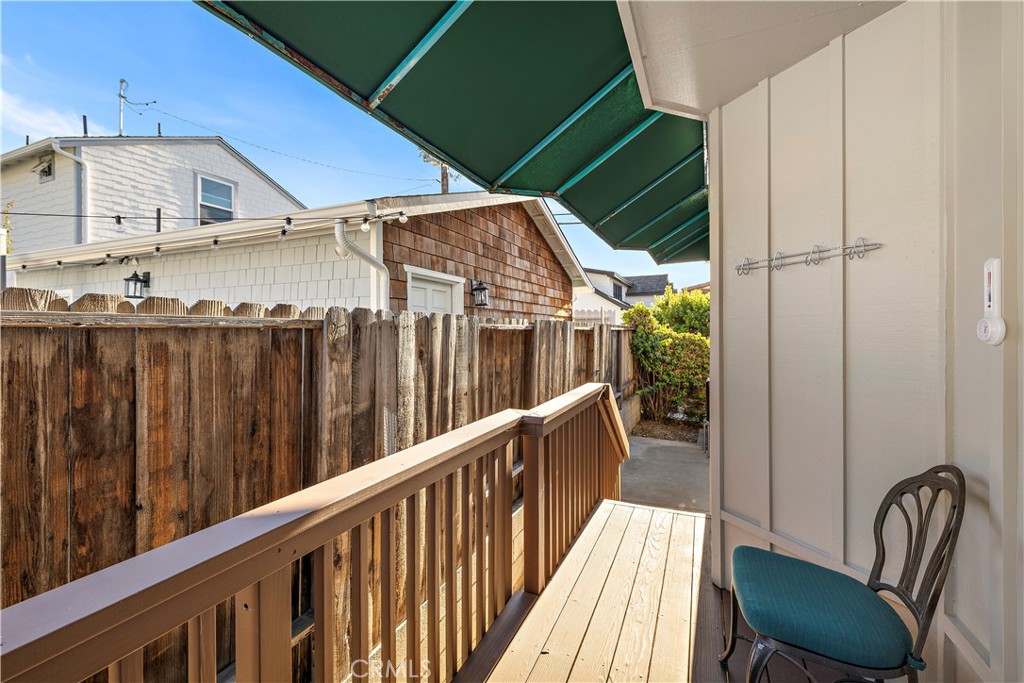 1055 Catalina