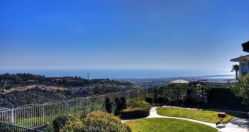 2 Drakes Bay Drive