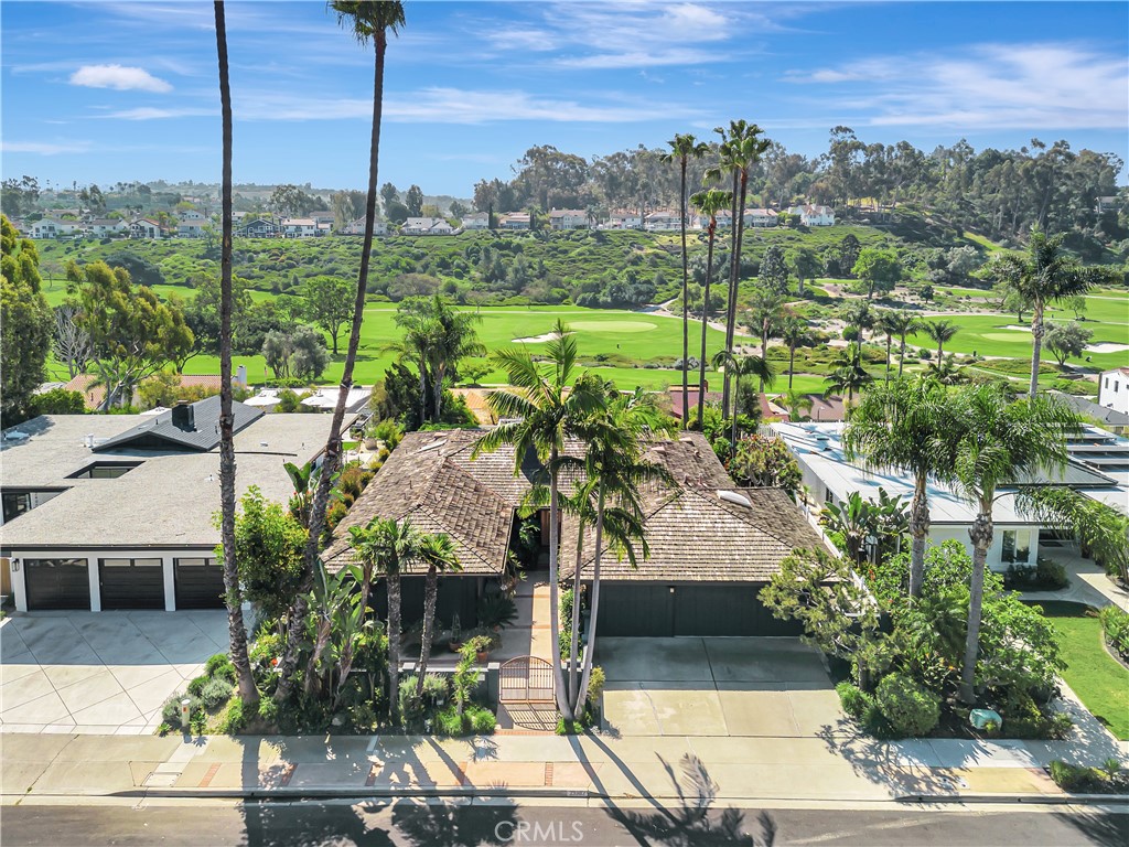 23982 Hillhurst