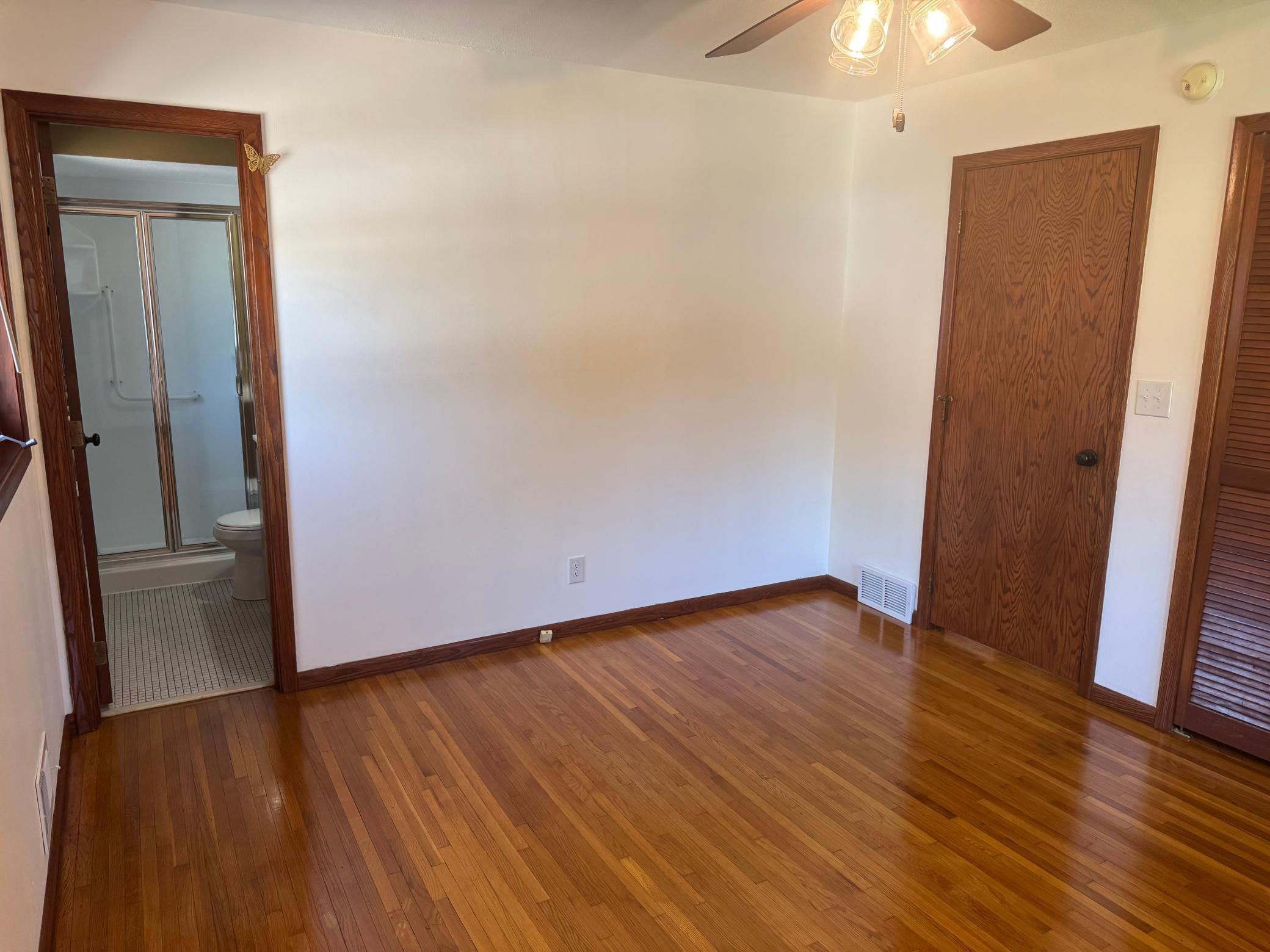 9913 Little Road
