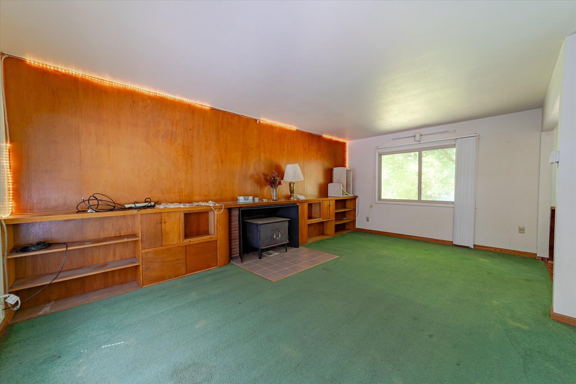 1636 Beverly Drive