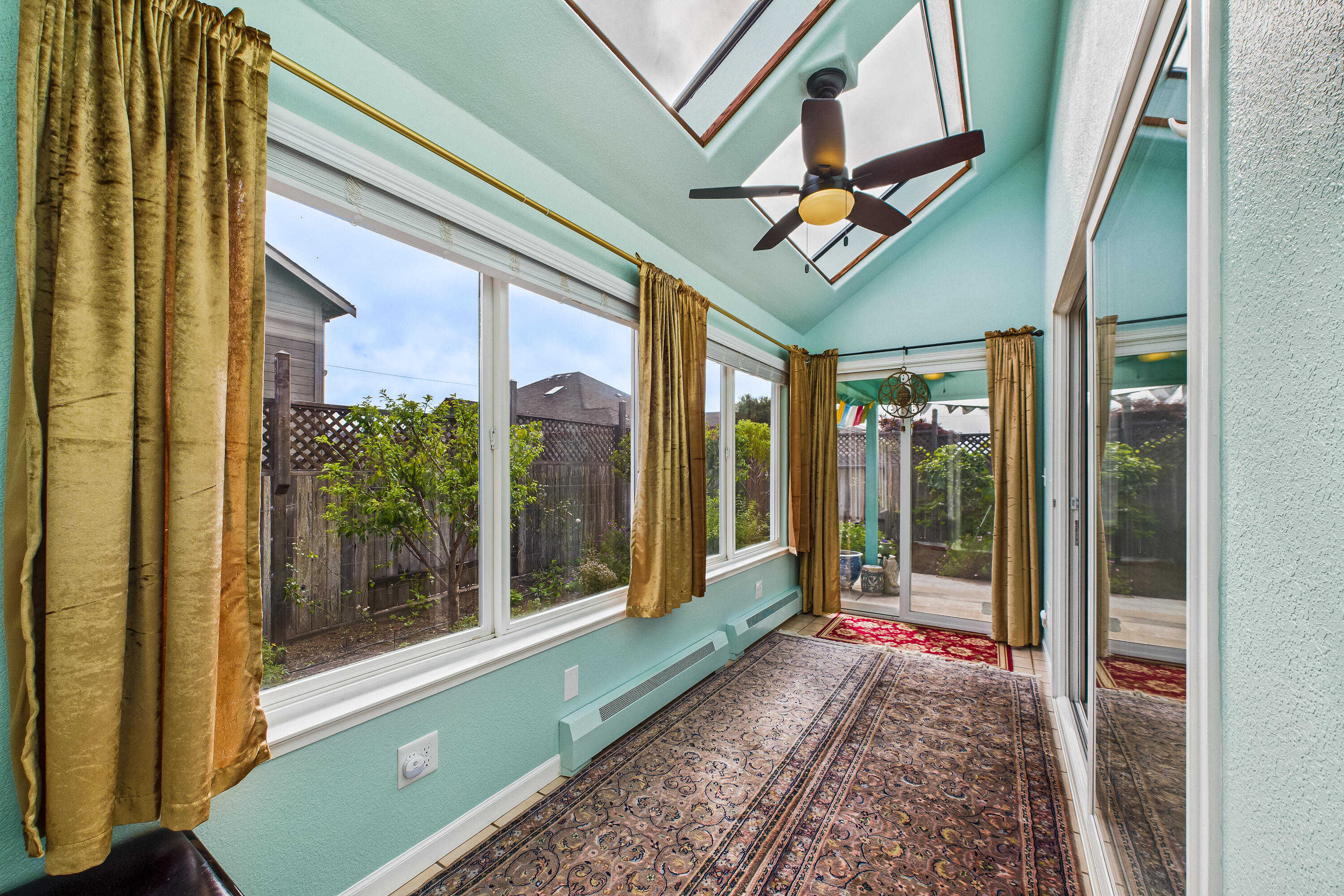 2090 Crystal Way, McKinleyville