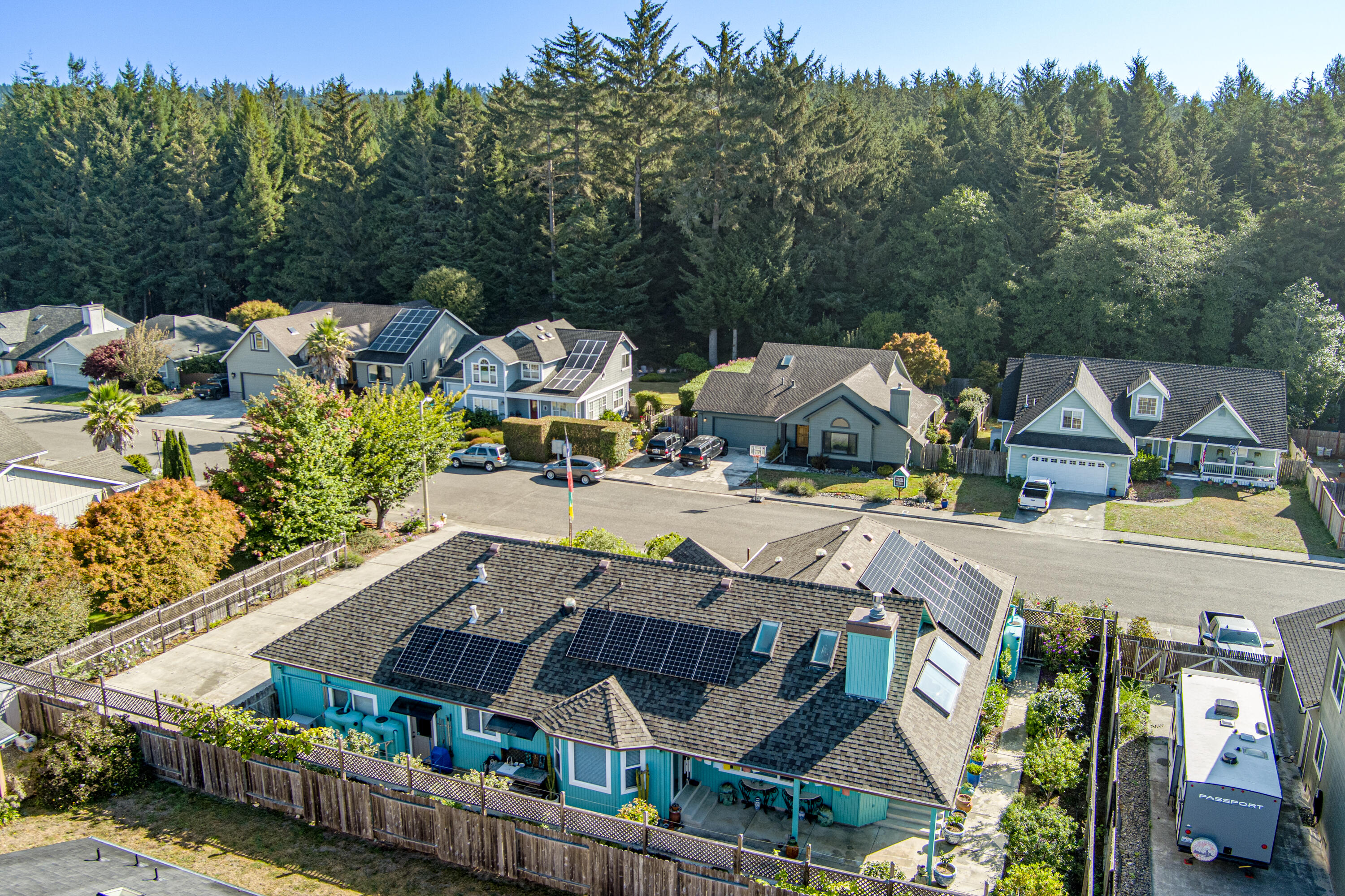 2090 Crystal Way, McKinleyville