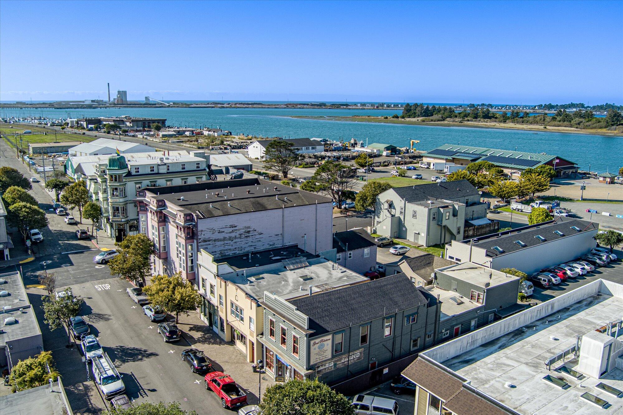 223 W 2nd Street, Eureka