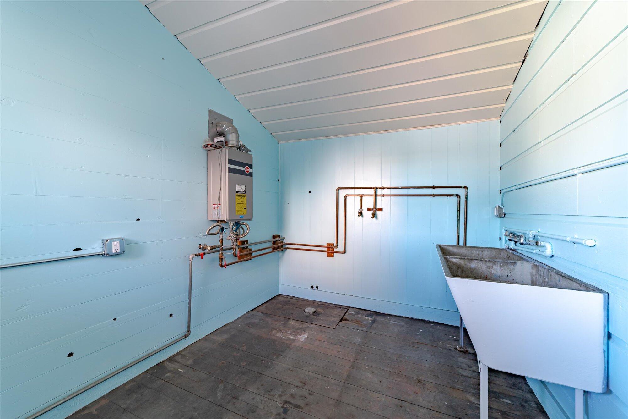 223 W 2nd Street, Eureka