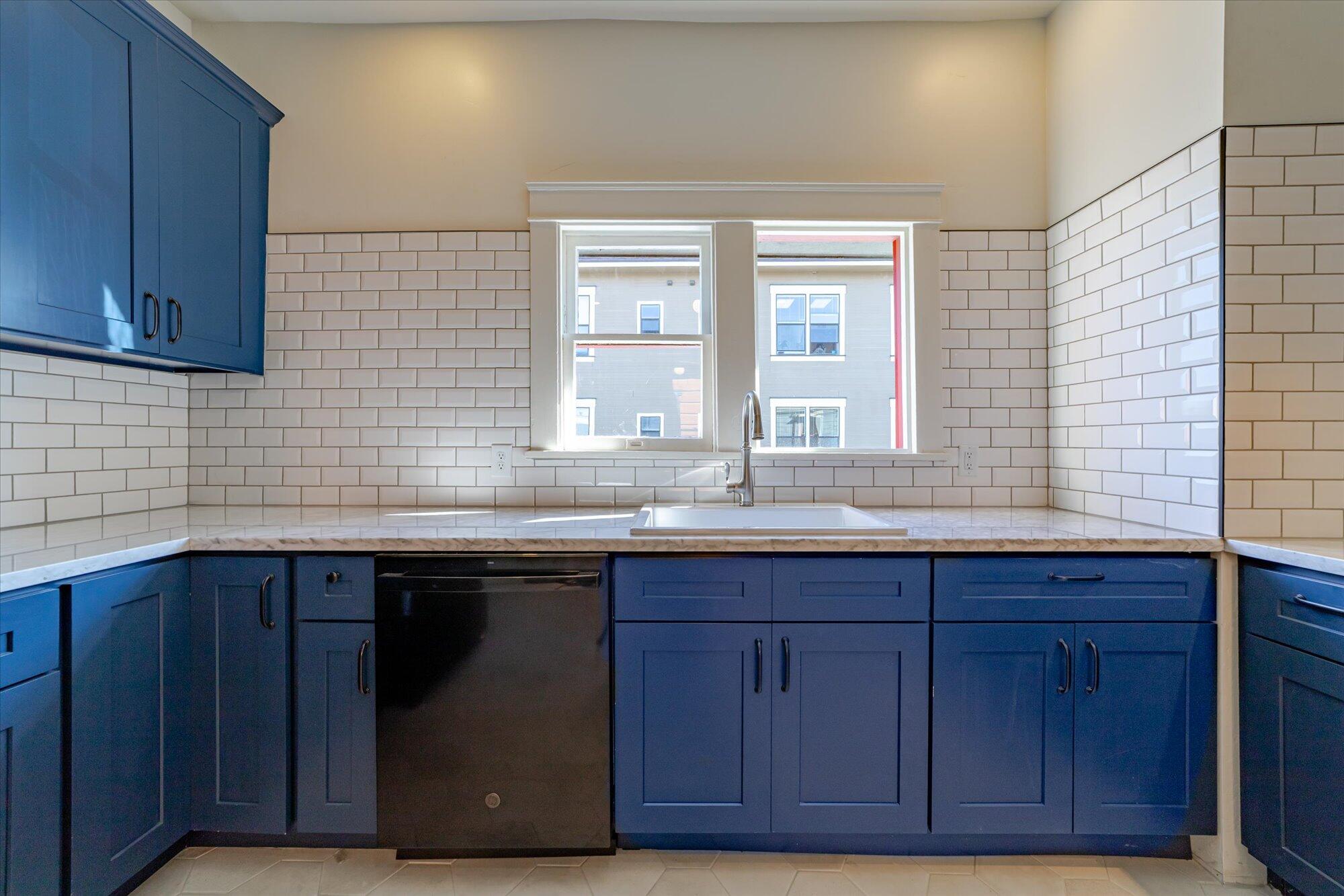 223 W 2nd Street, Eureka