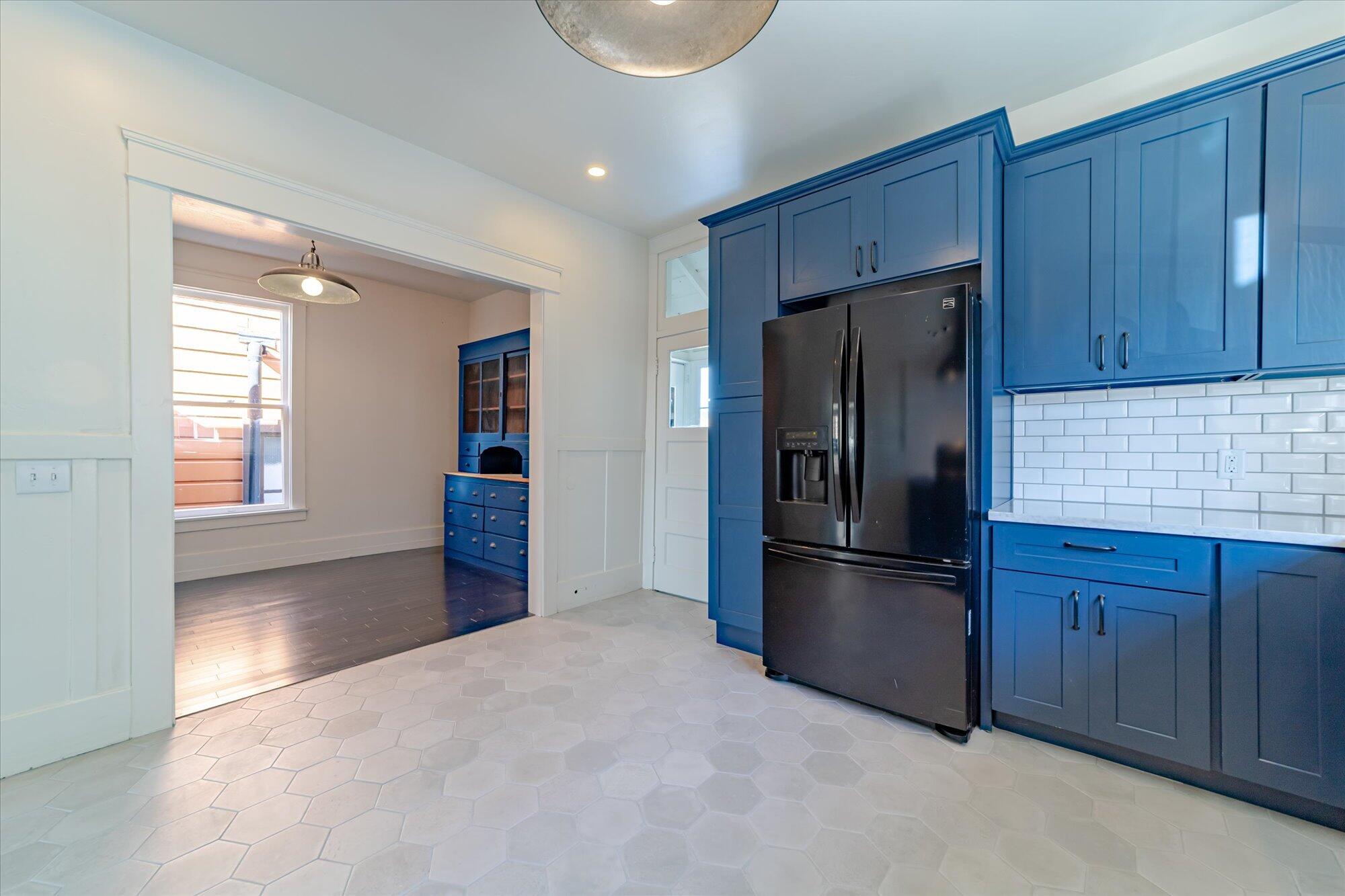 223 2nd Street, Eureka