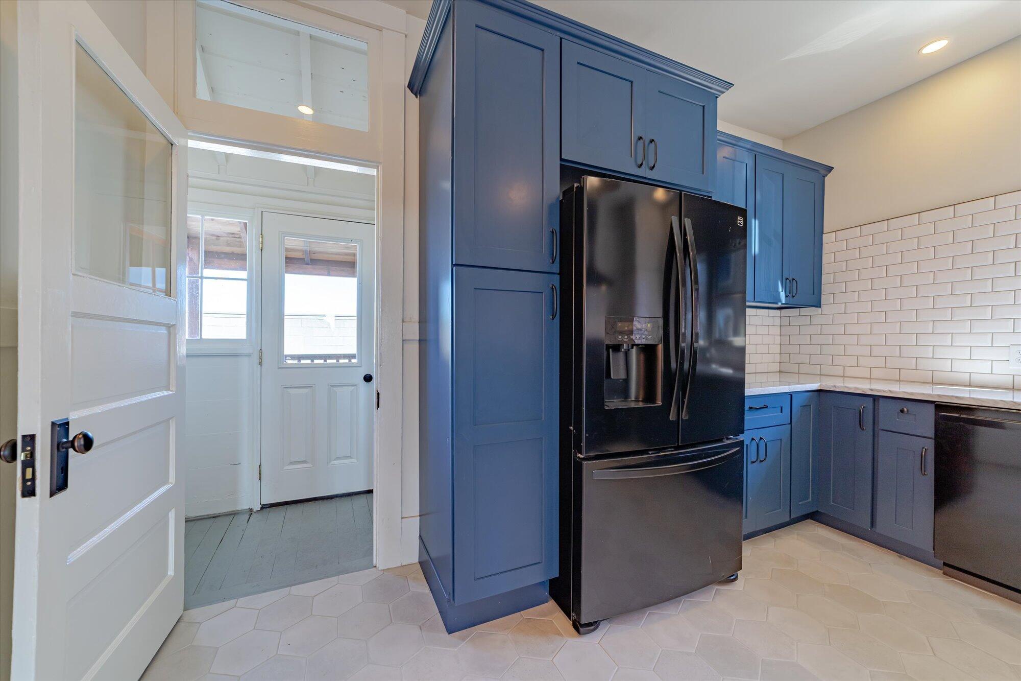 223 2nd Street, Eureka