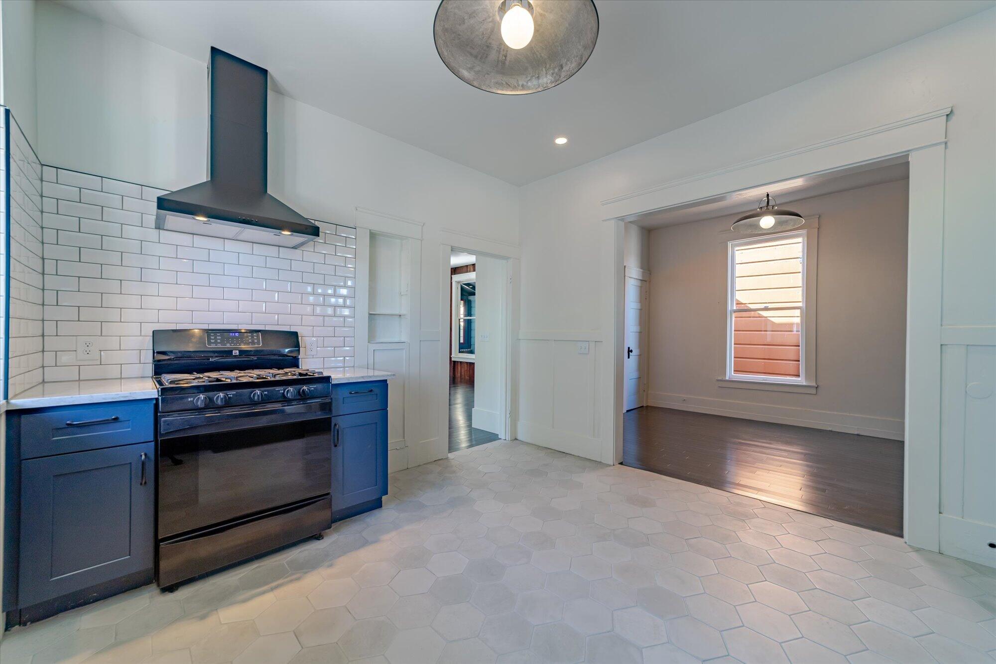 223 2nd Street, Eureka