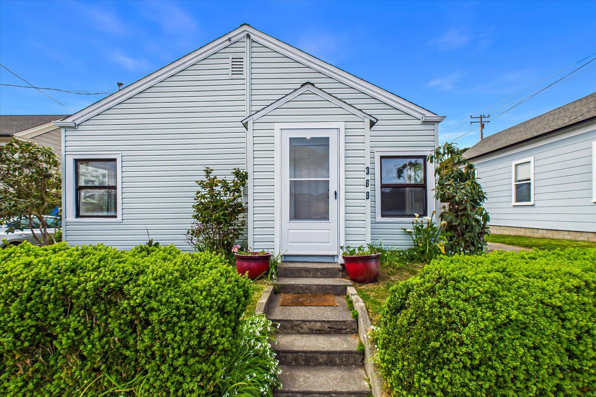 369 H Street