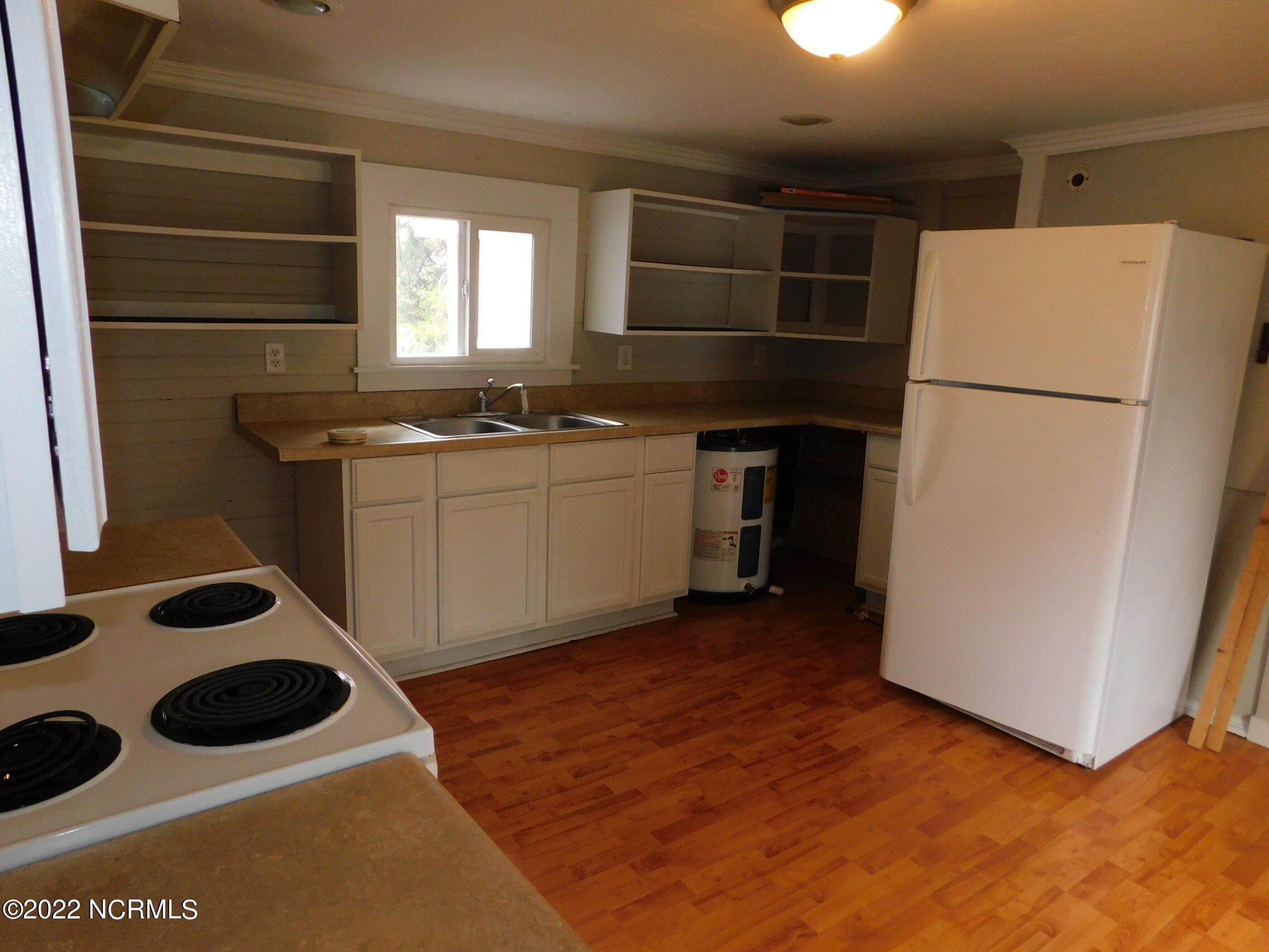 465 W New Hampshire Avenue