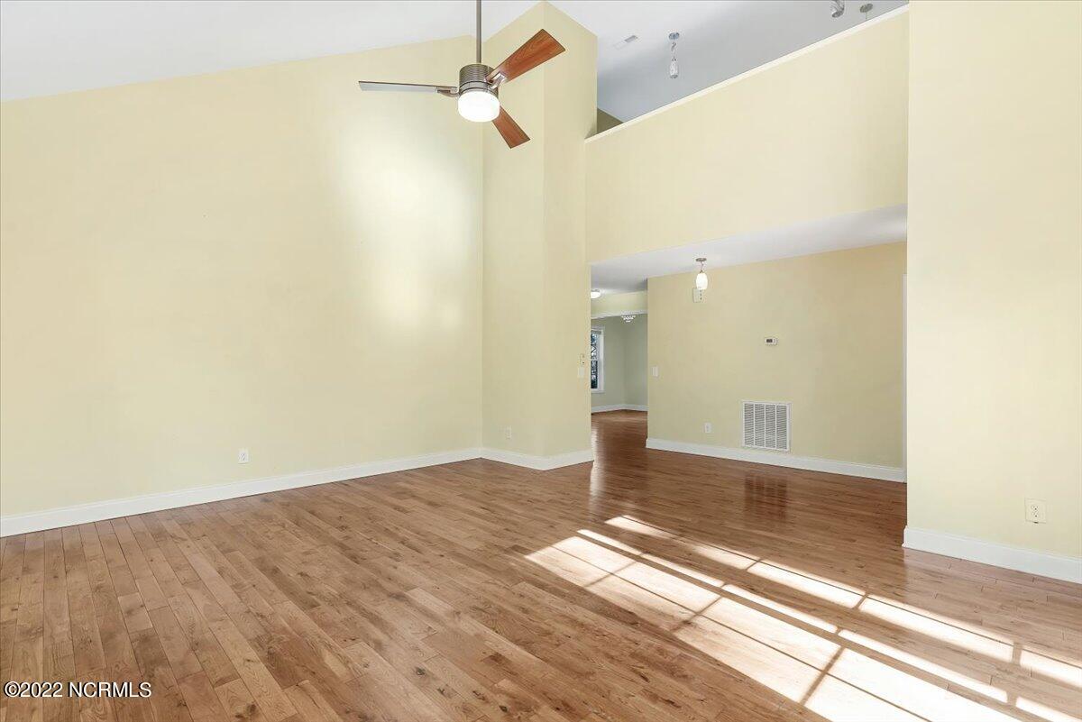 50 New Bedford Circle