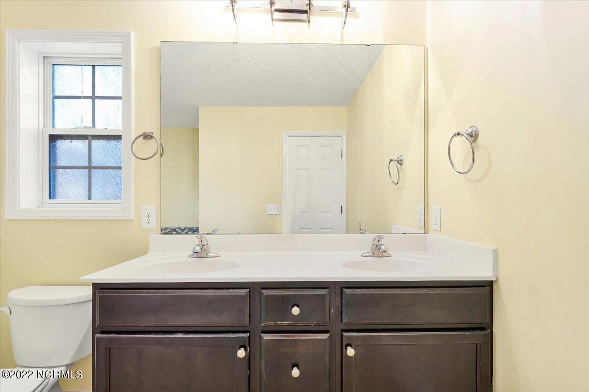 50 New Bedford Circle