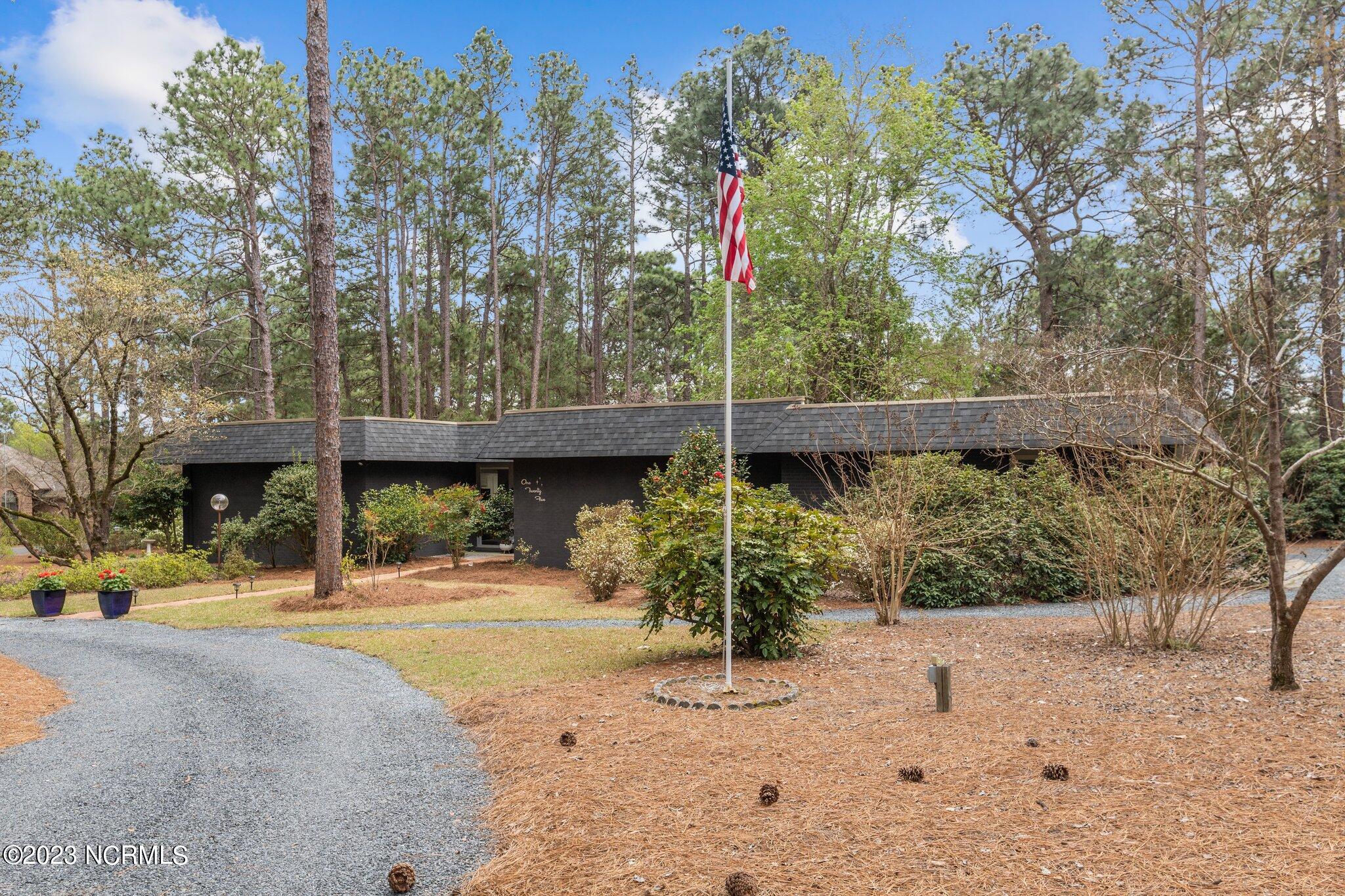 125 Horseshoe Road