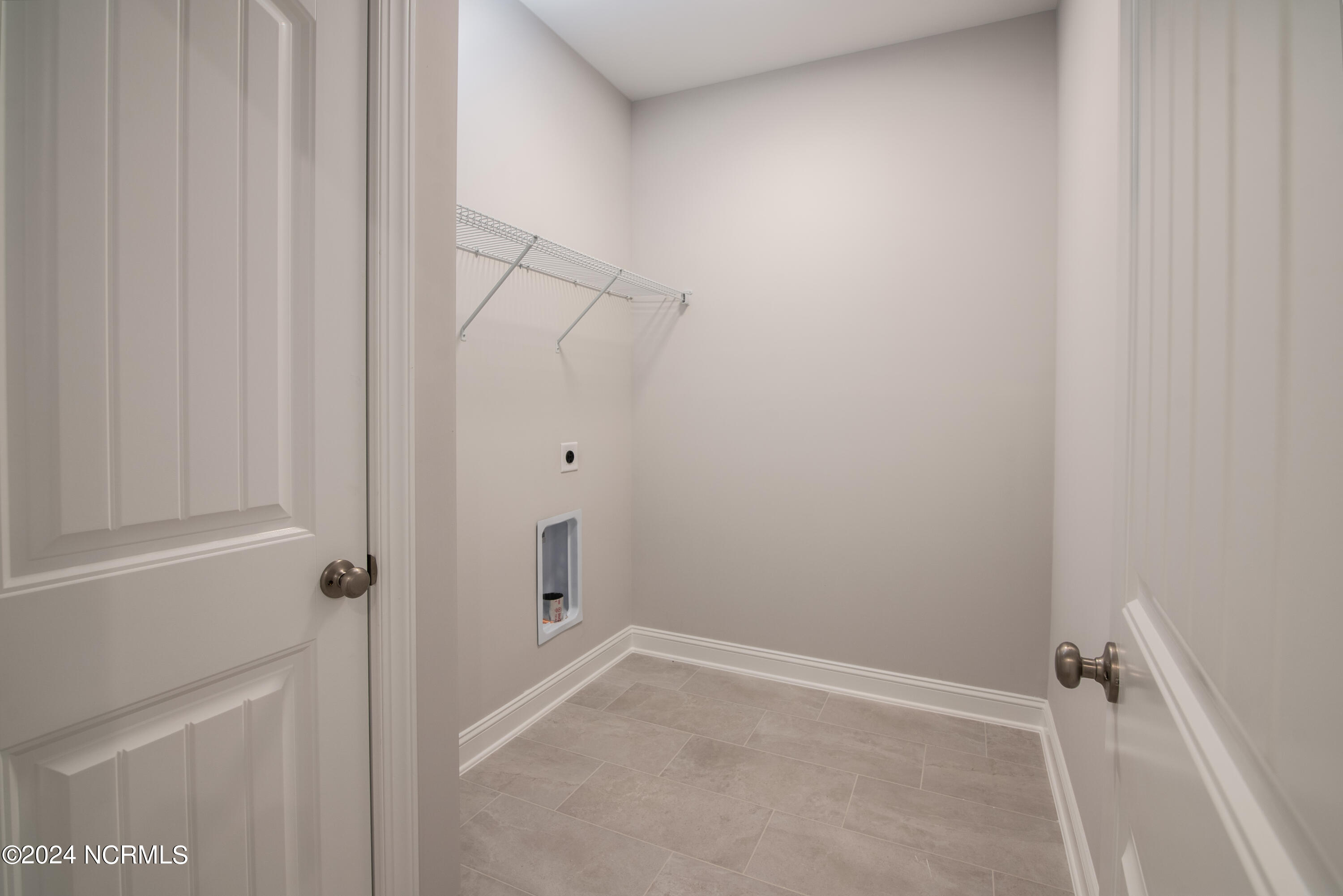 409 Piney Oak Drive, 52