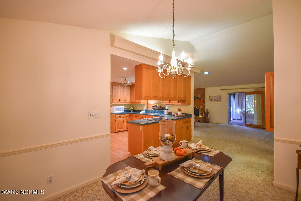 185 Tamarisk Lane