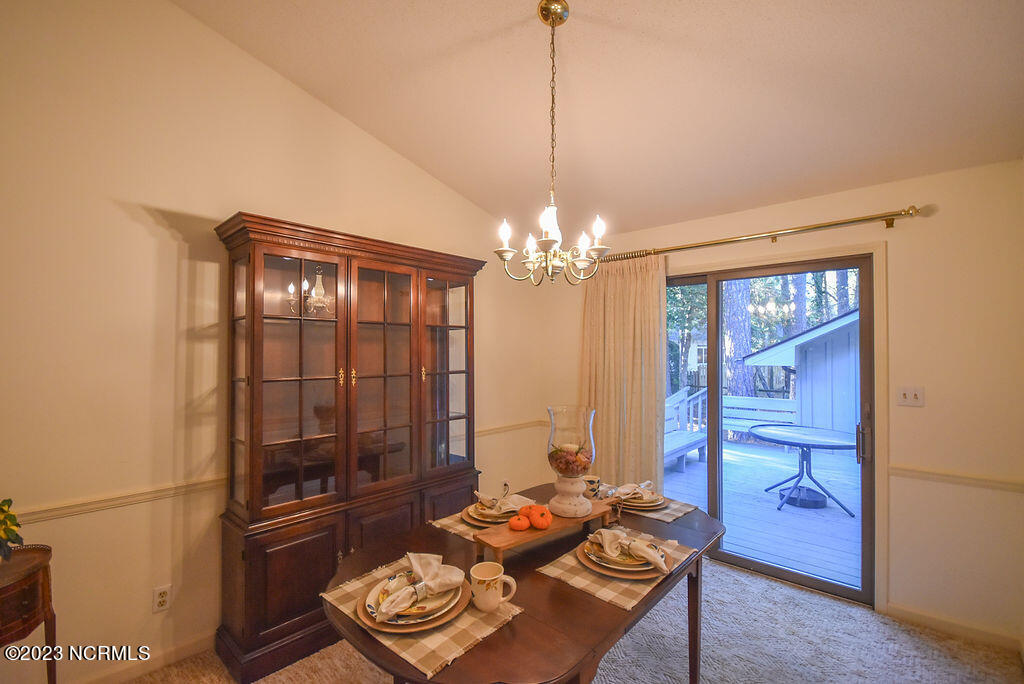 185 Tamarisk Lane