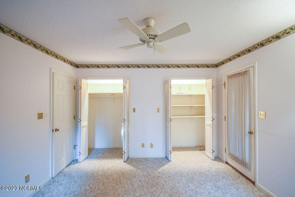 185 Tamarisk Lane