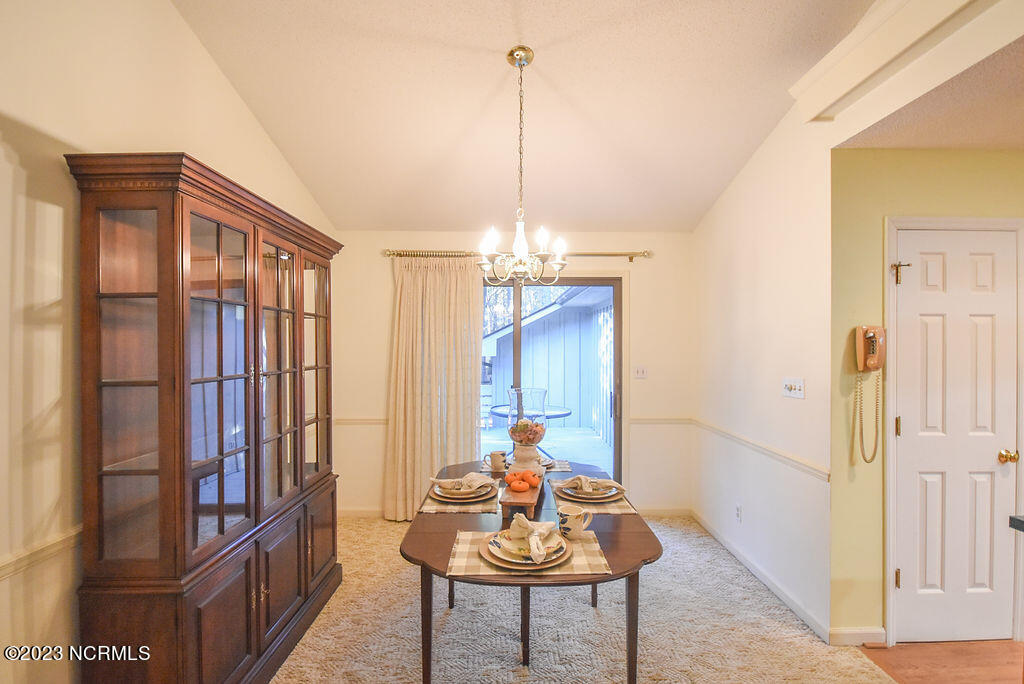 185 Tamarisk Lane