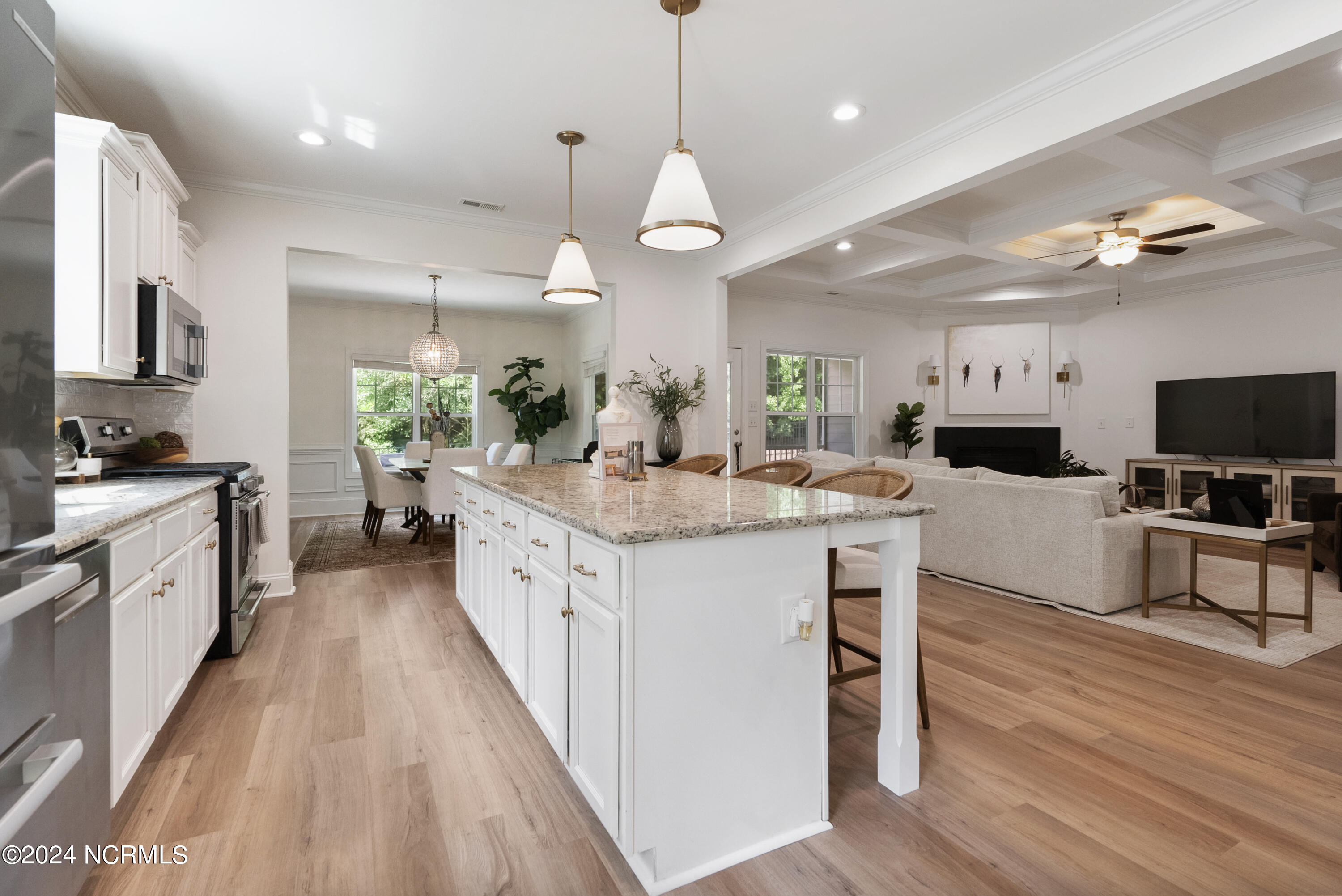215 N Bracken Fern Lane