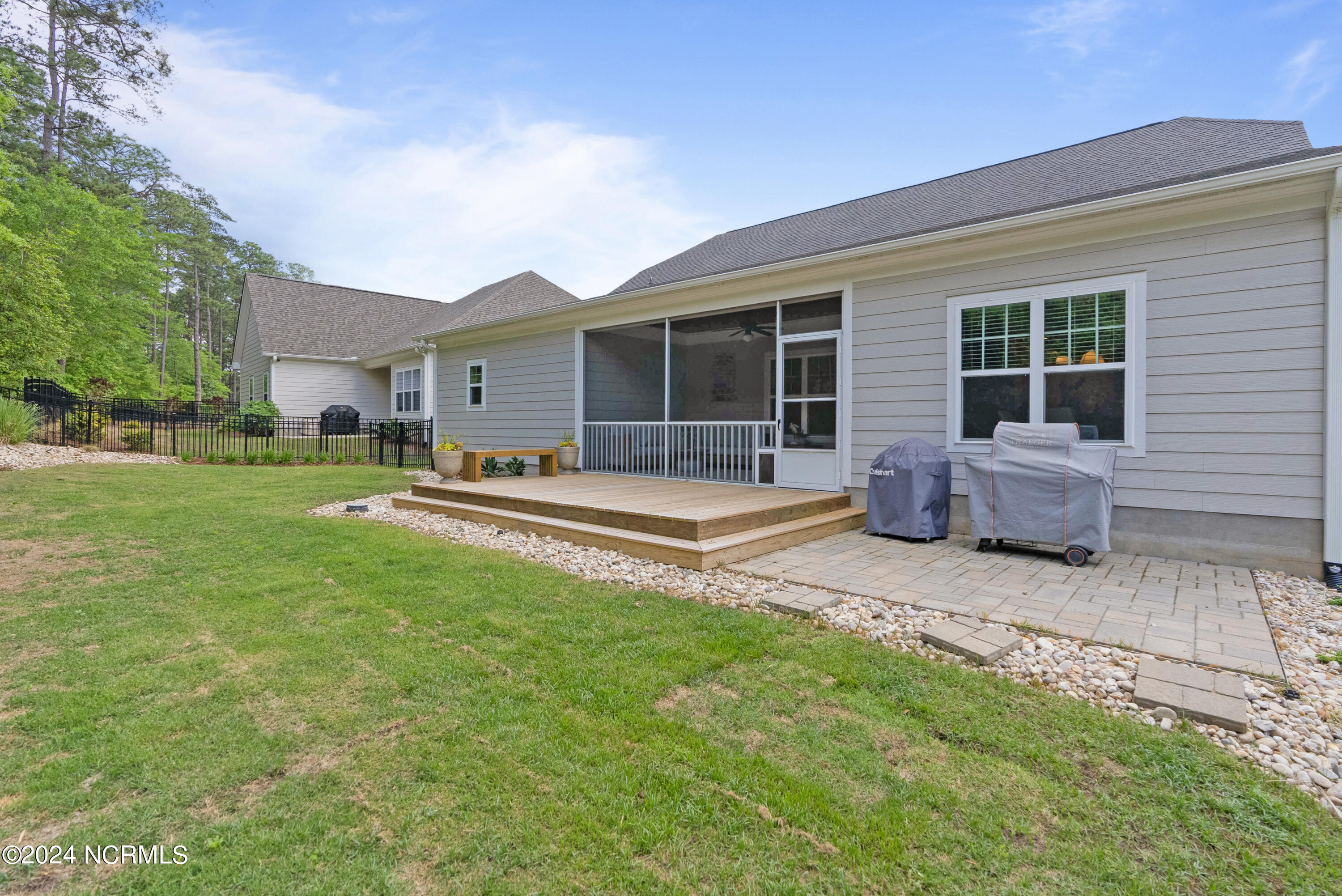 215 N Bracken Fern Lane