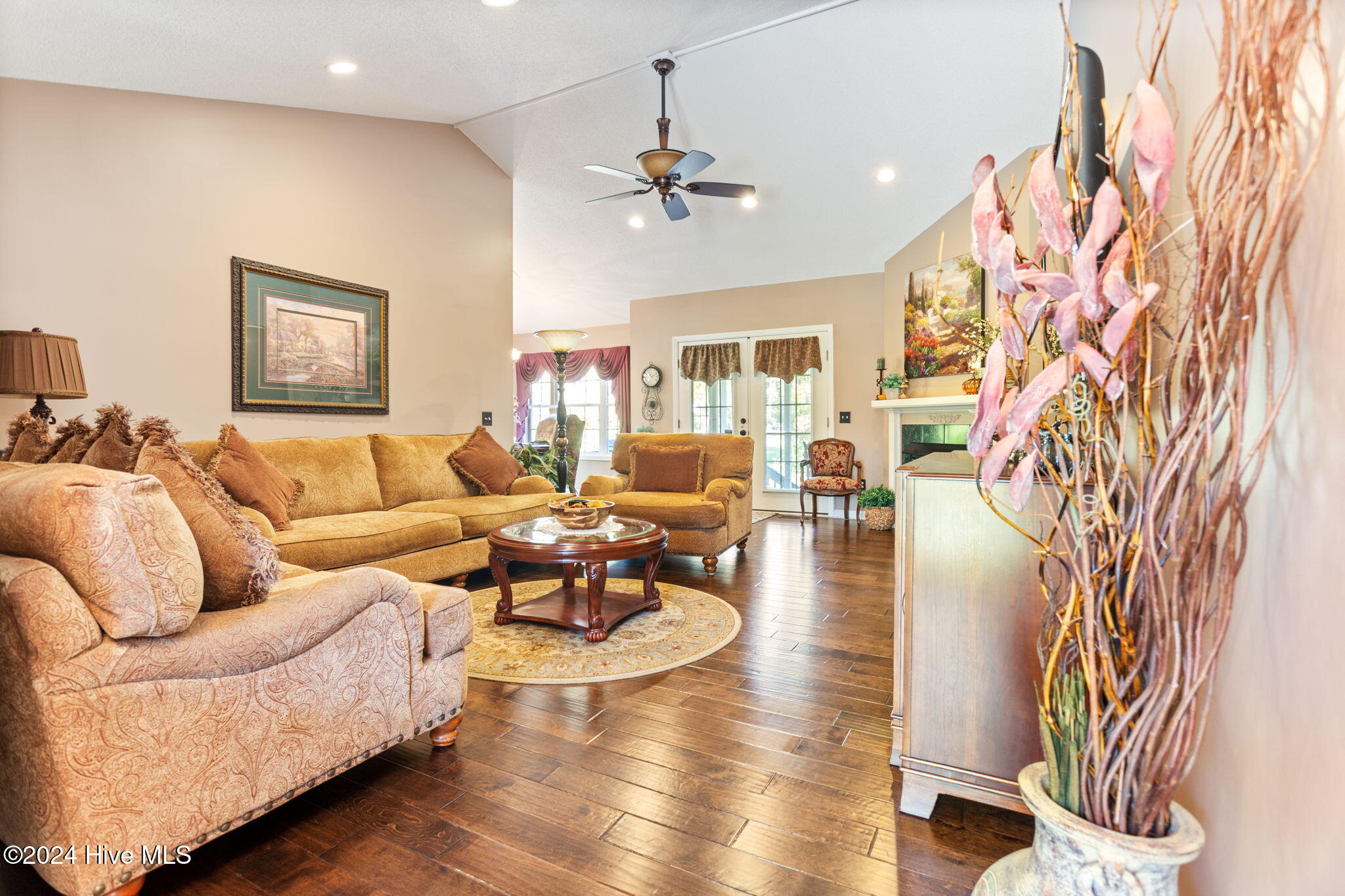 105 Sandhurst Place