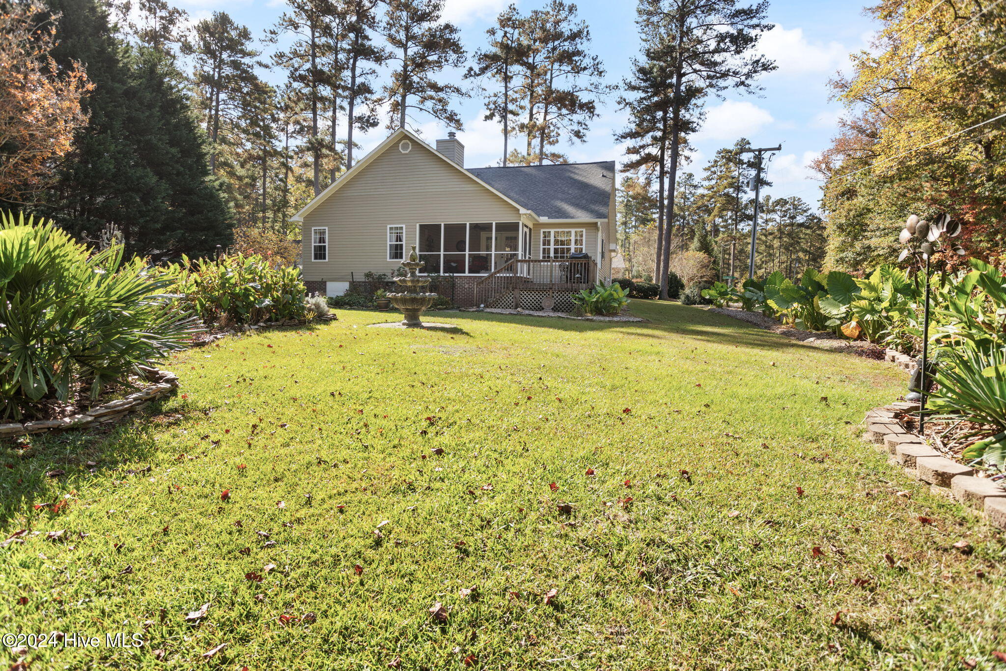 105 Sandhurst Place