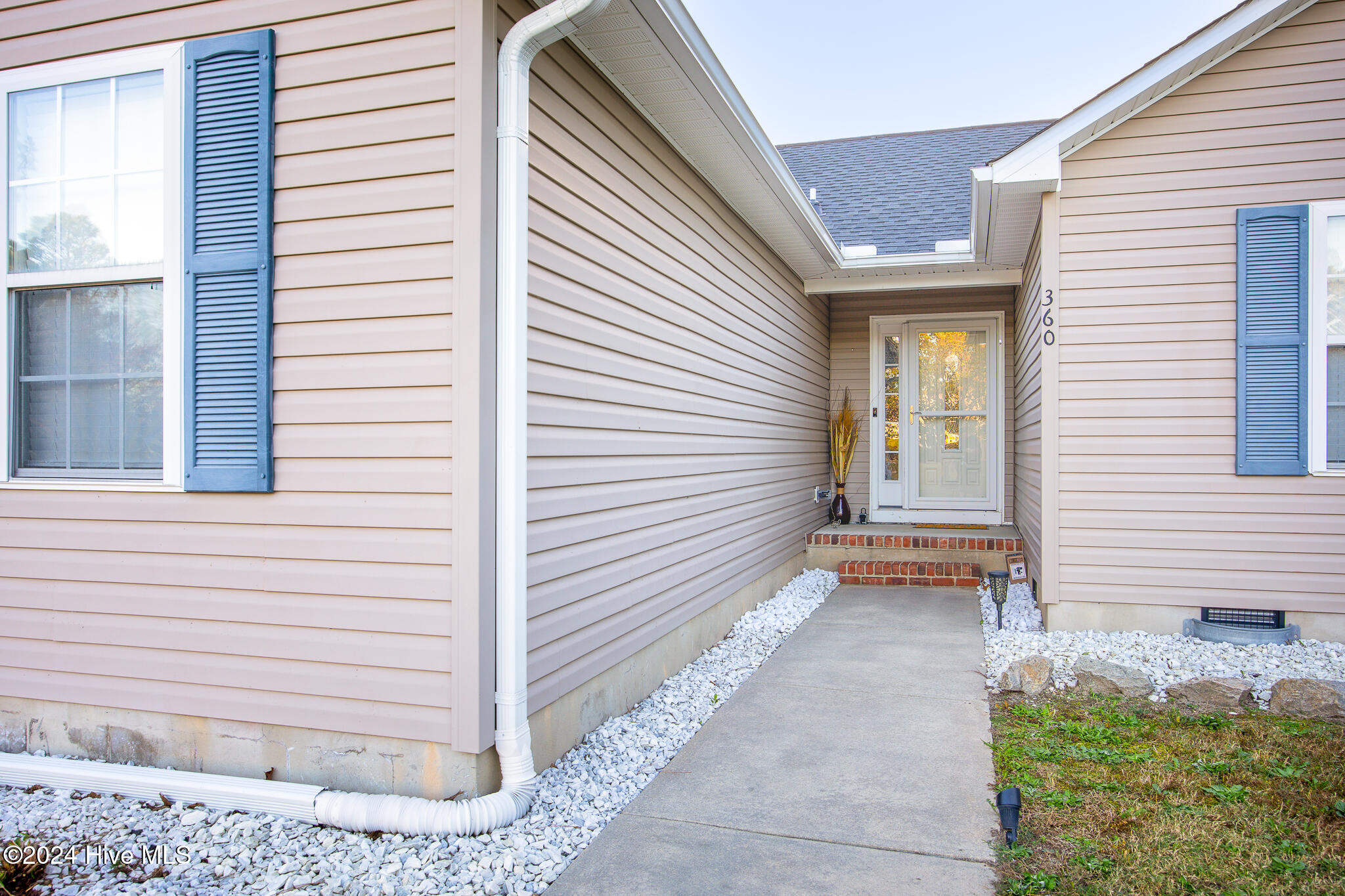360 Woodgreen Drive