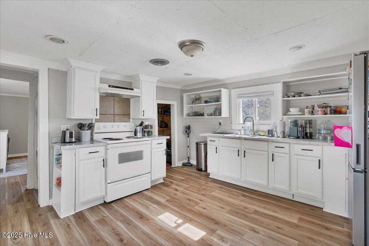 465 W New Hampshire Avenue