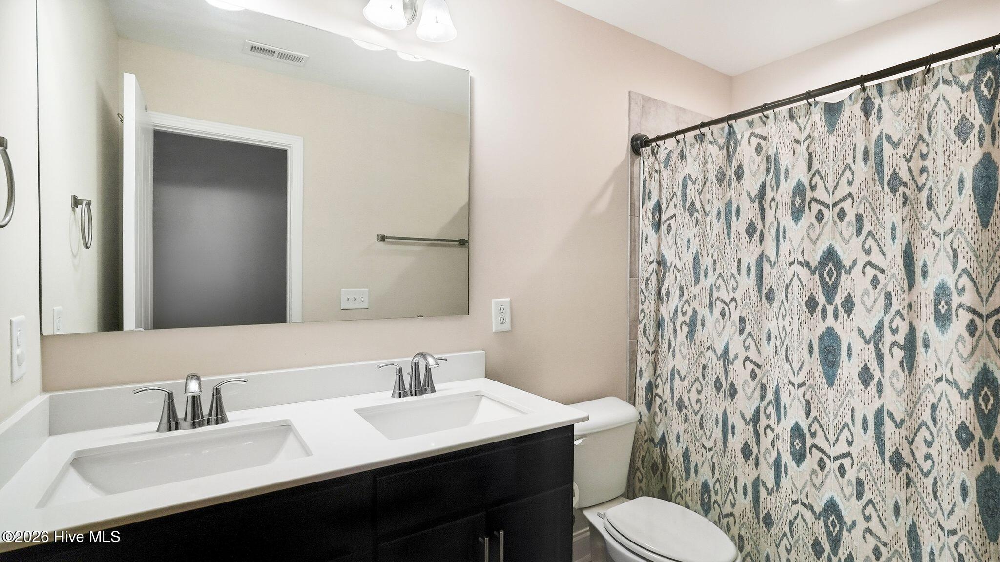 528 Foothills Street